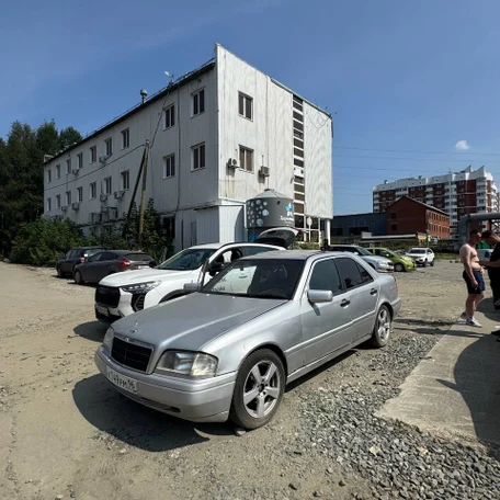 image-9-0